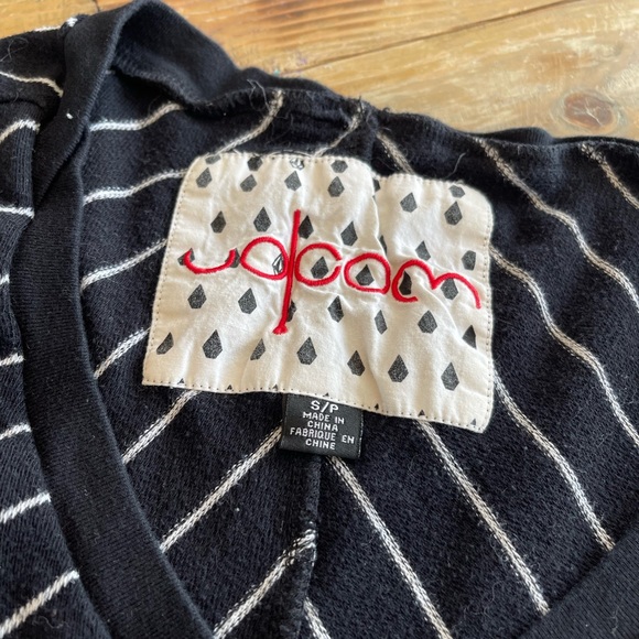 Black & White Striped V-Neck Volcom Sweater | Size S - Picture 2 of 9